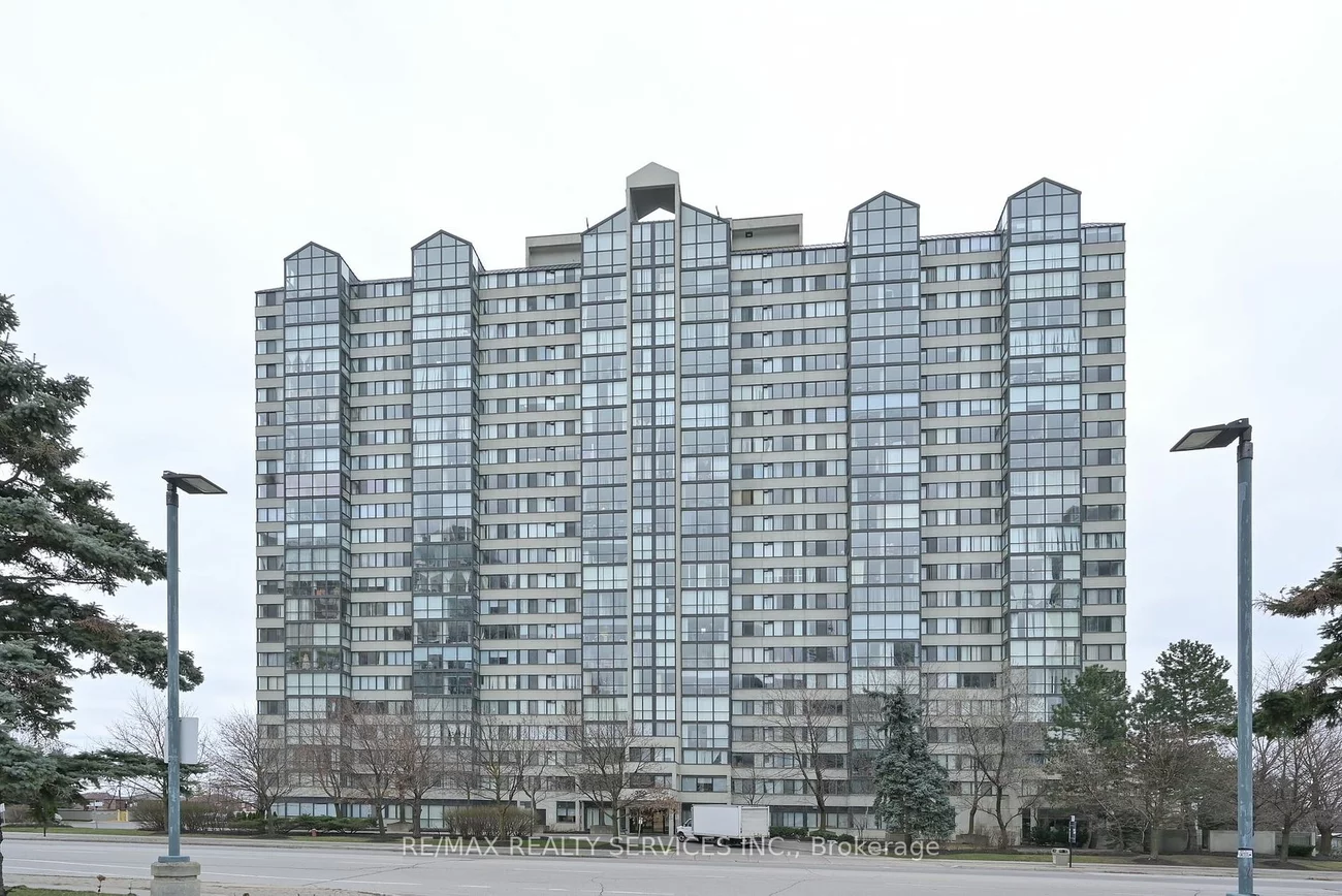 350 Webb Dr, Mississauga