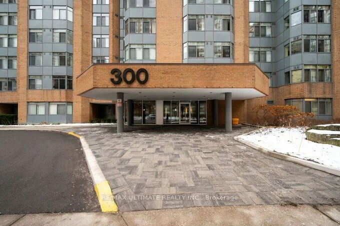 300 Webb Dr, Mississauga