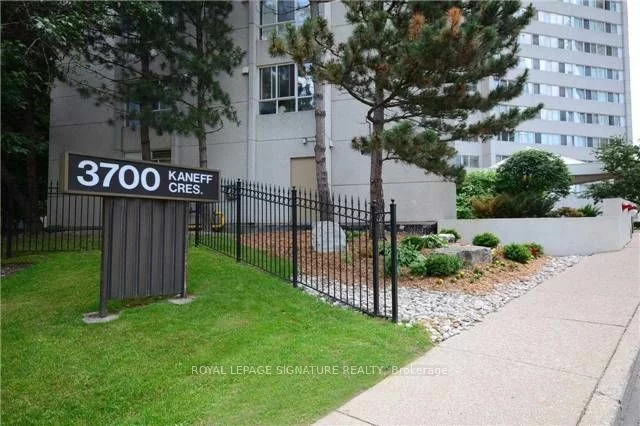 3700 Kaneff Cres, Mississauga