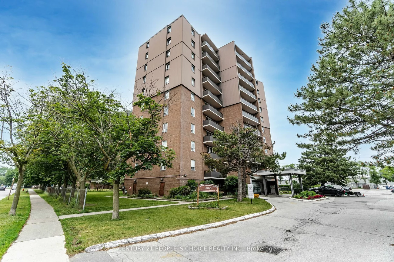 3065 Queen Frederica Dr, Mississauga