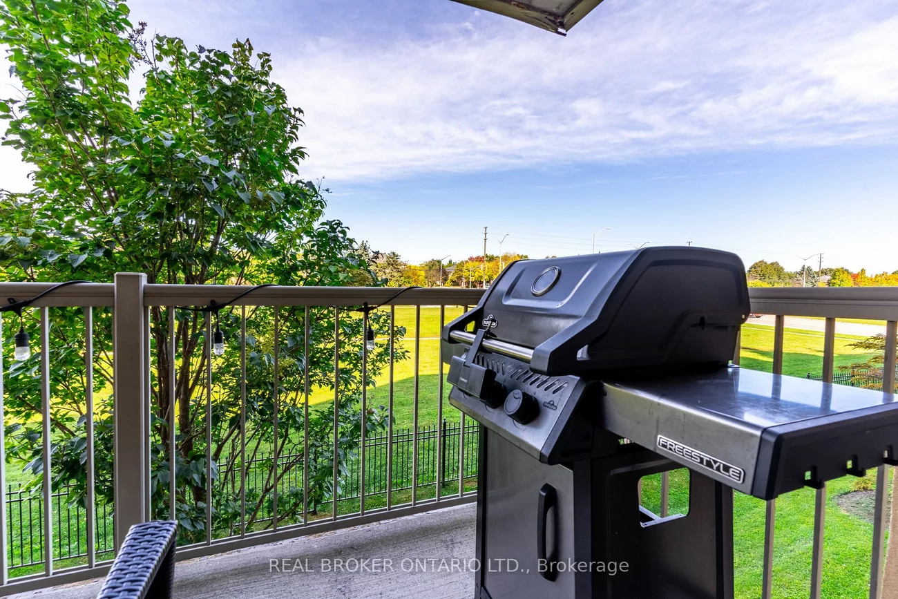 1480 Bishops Gate, Oakville