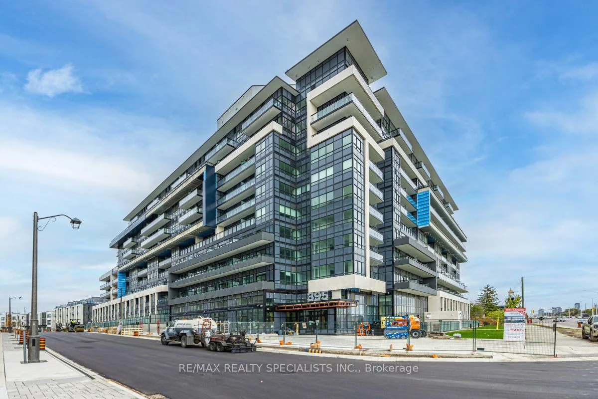 395 Dundas St W, Oakville