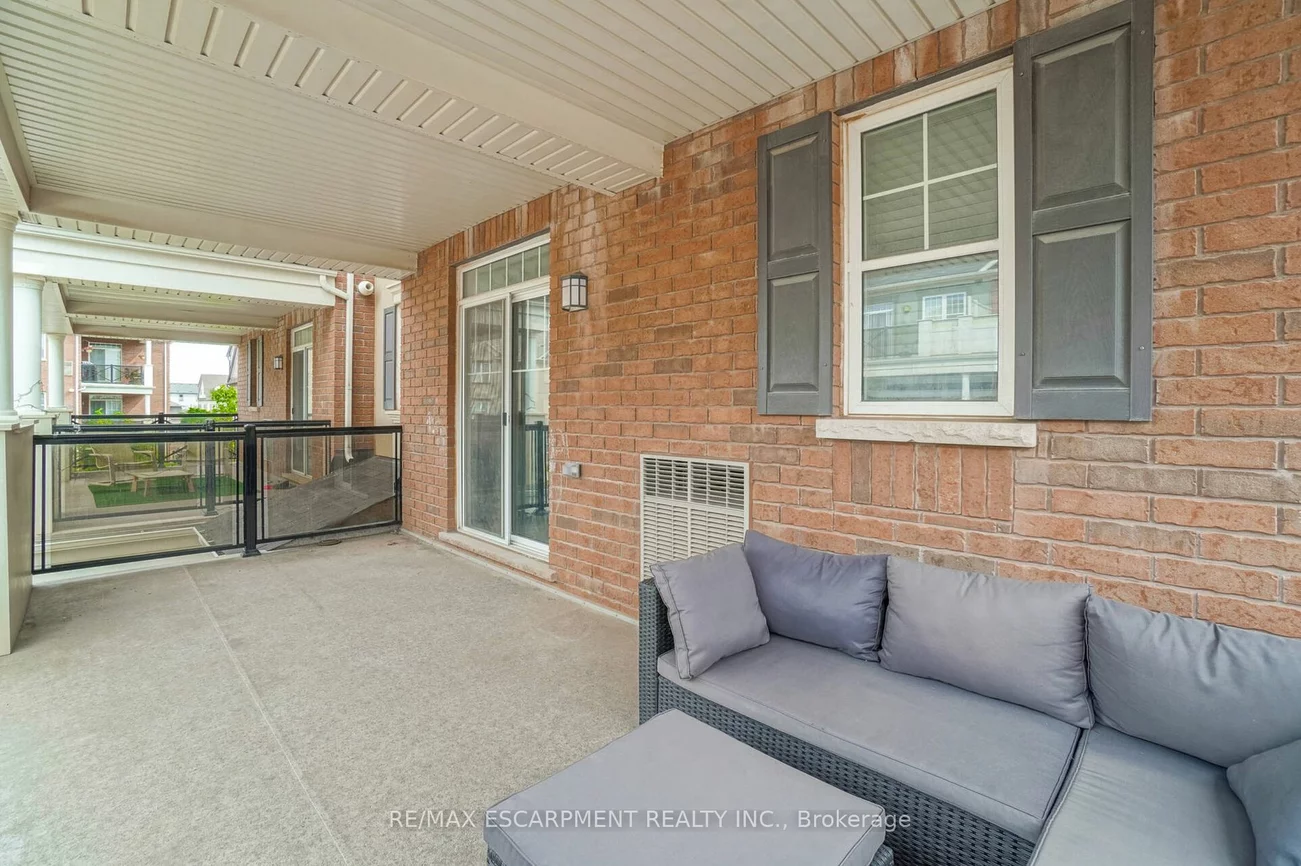 263 Georgian Dr, Oakville