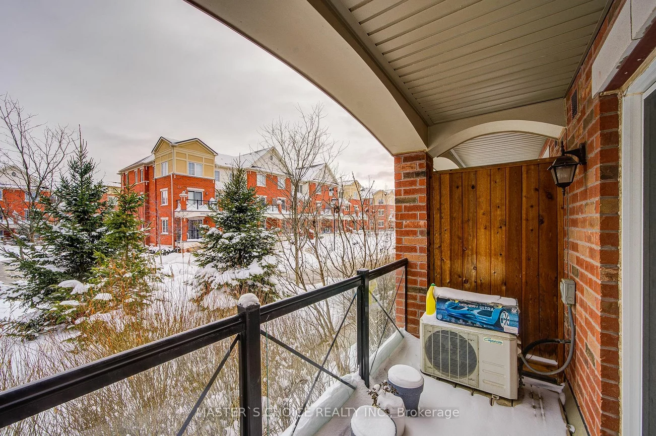 2500 Post Rd, Oakville