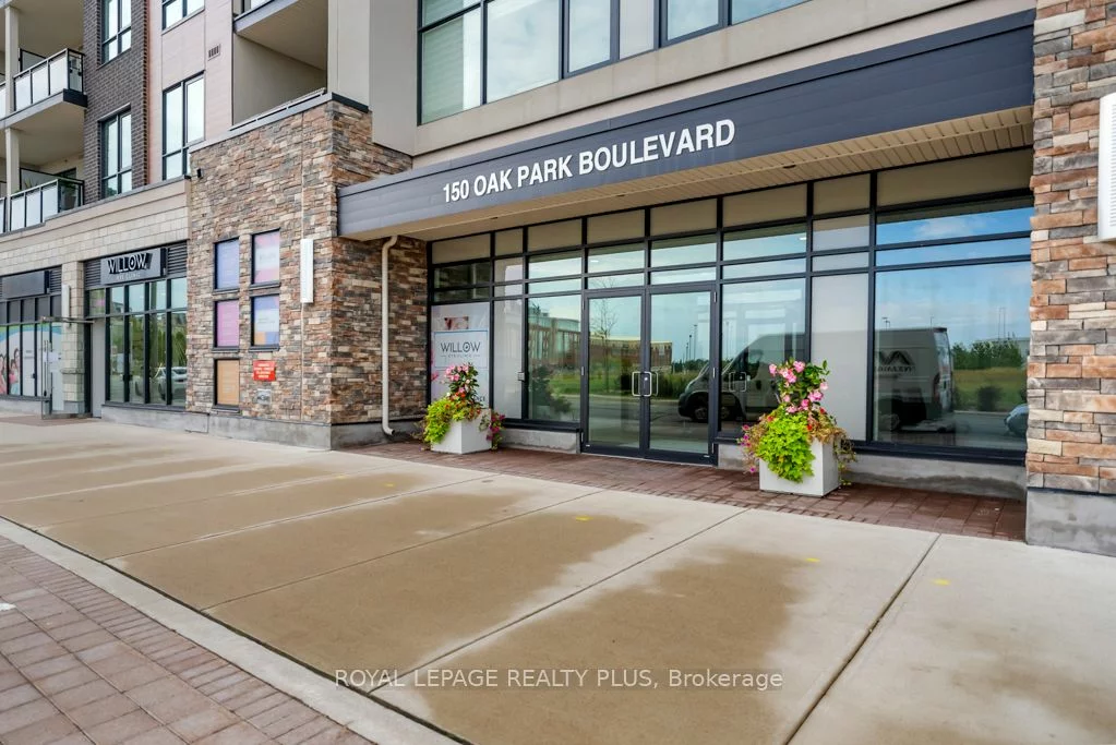 150 Oak Park Blvd, Oakville