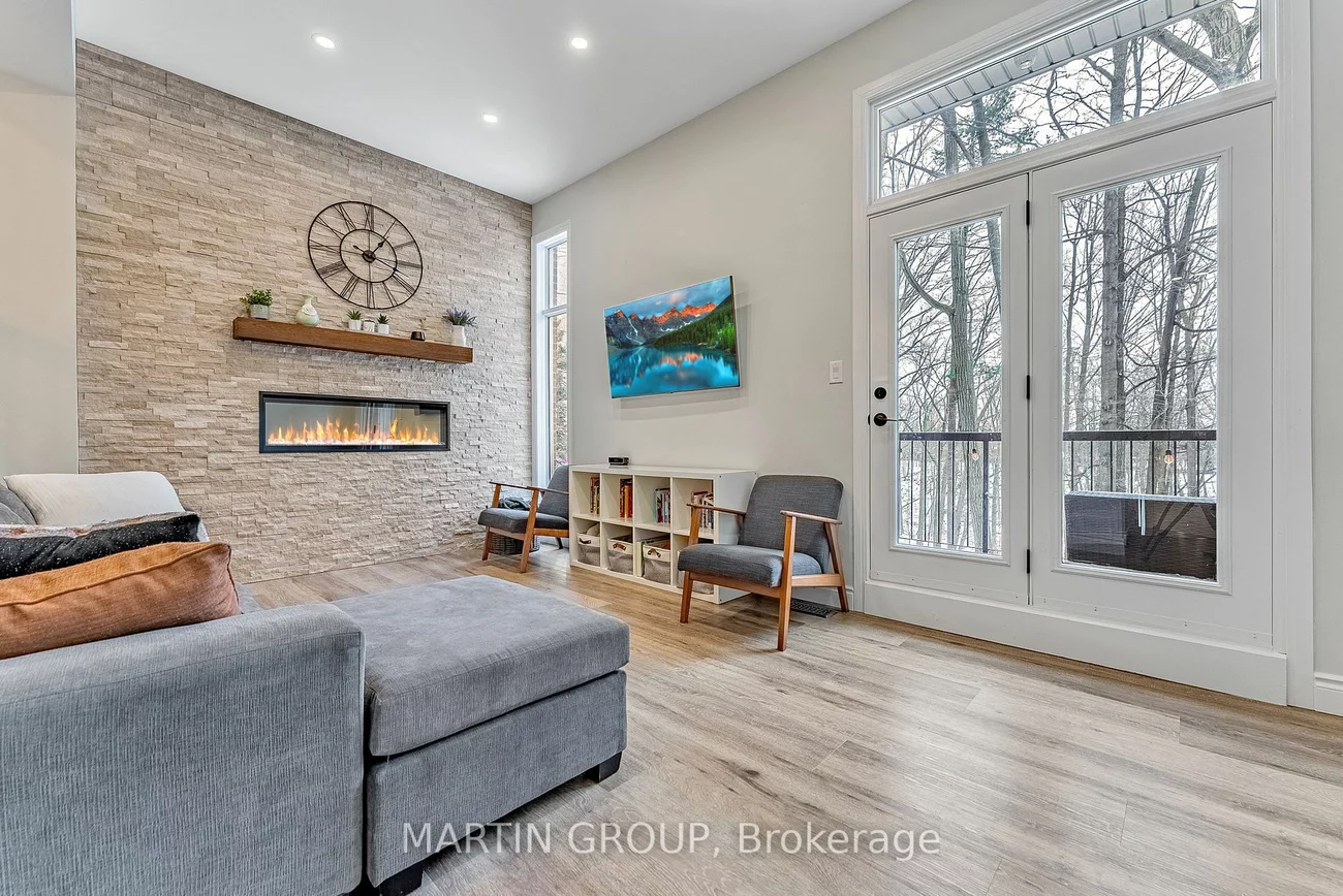 1250 Marlborough Crt, Oakville