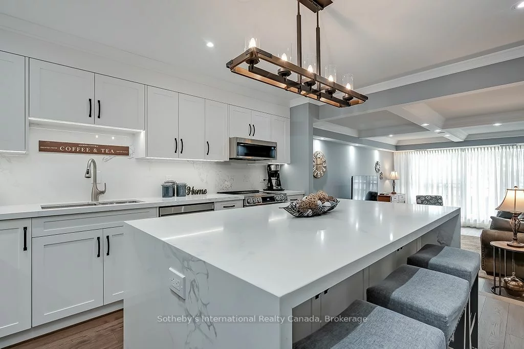 1359 White Oaks Blvd, Oakville