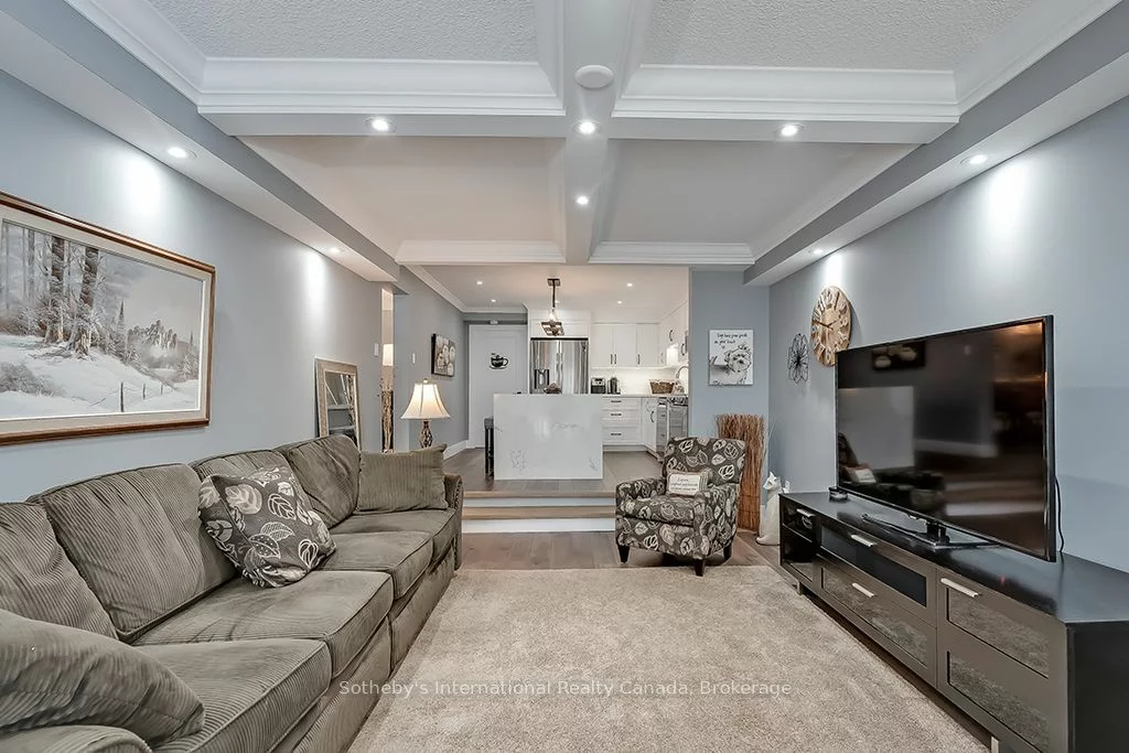 1359 White Oaks Blvd, Oakville