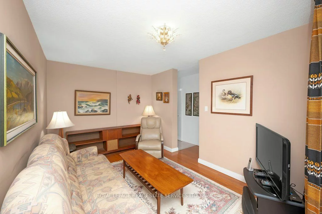 1359 White Oaks Blvd, Oakville