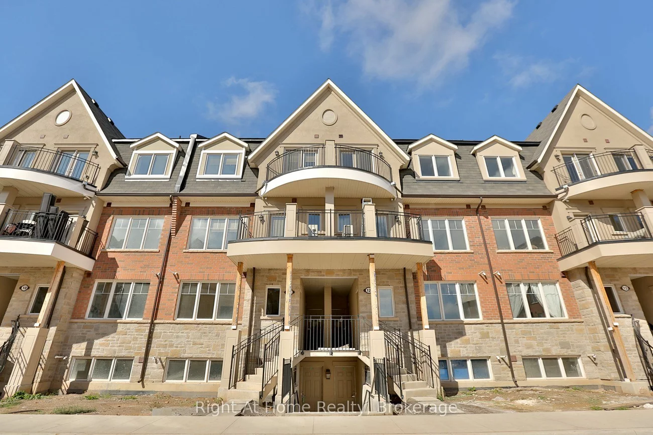 2420 Baronwood Dr, Oakville