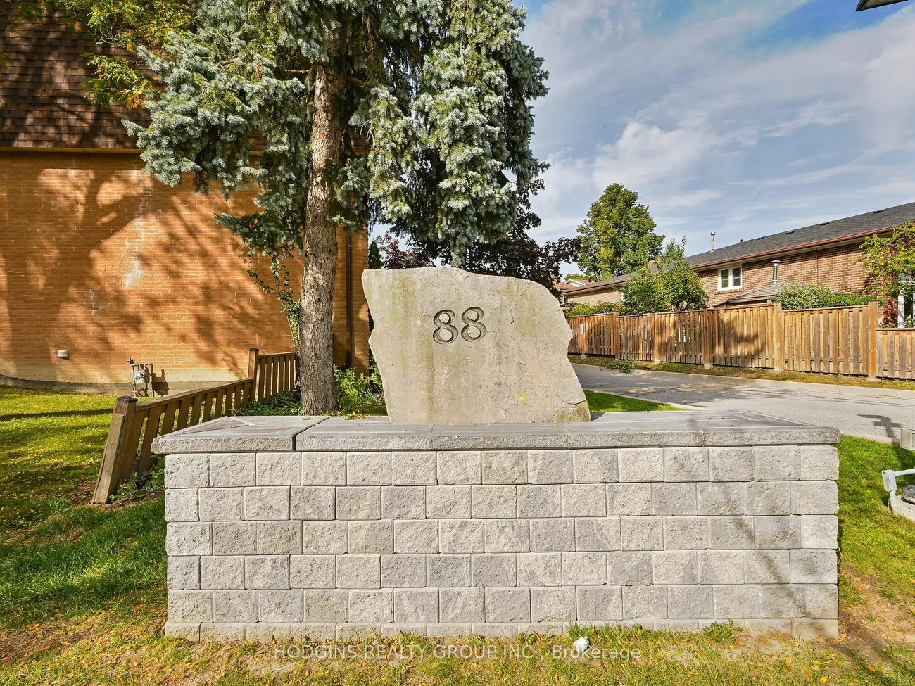 88 Rainbow Dr, Vaughan