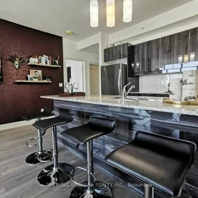 Sale CondoCondo Apt, 2910 Highway 7 Rd, c Concord, Vaughan