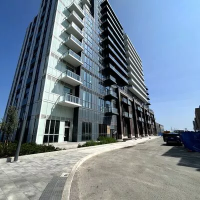 condos, lease, Comm Element Condo, 60 Honeycrisp Cres, Concord, Vaughan 
 60 Honeycrisp Cres, Concord, Vaughan