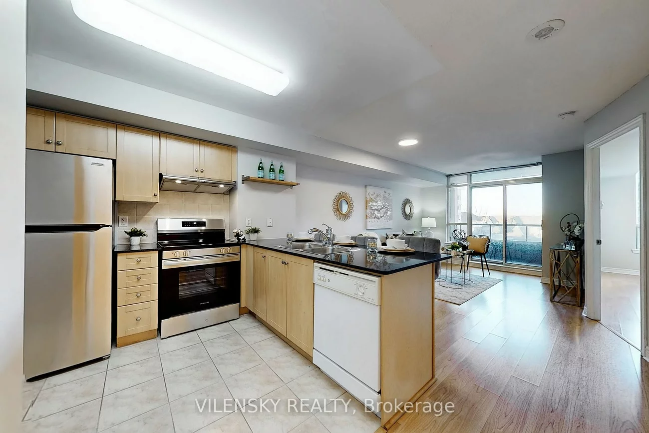 50 Disera Dr, Vaughan