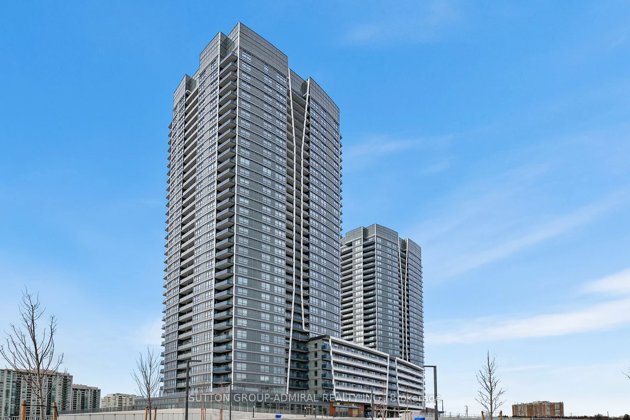 30 Upper Mall Way, Vaughan