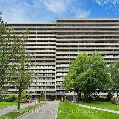 condos, sale, Condo Apt, 8111 Yonge St, Royal Orchard, Markham 
 8111 Yonge St, Royal Orchard, Markham