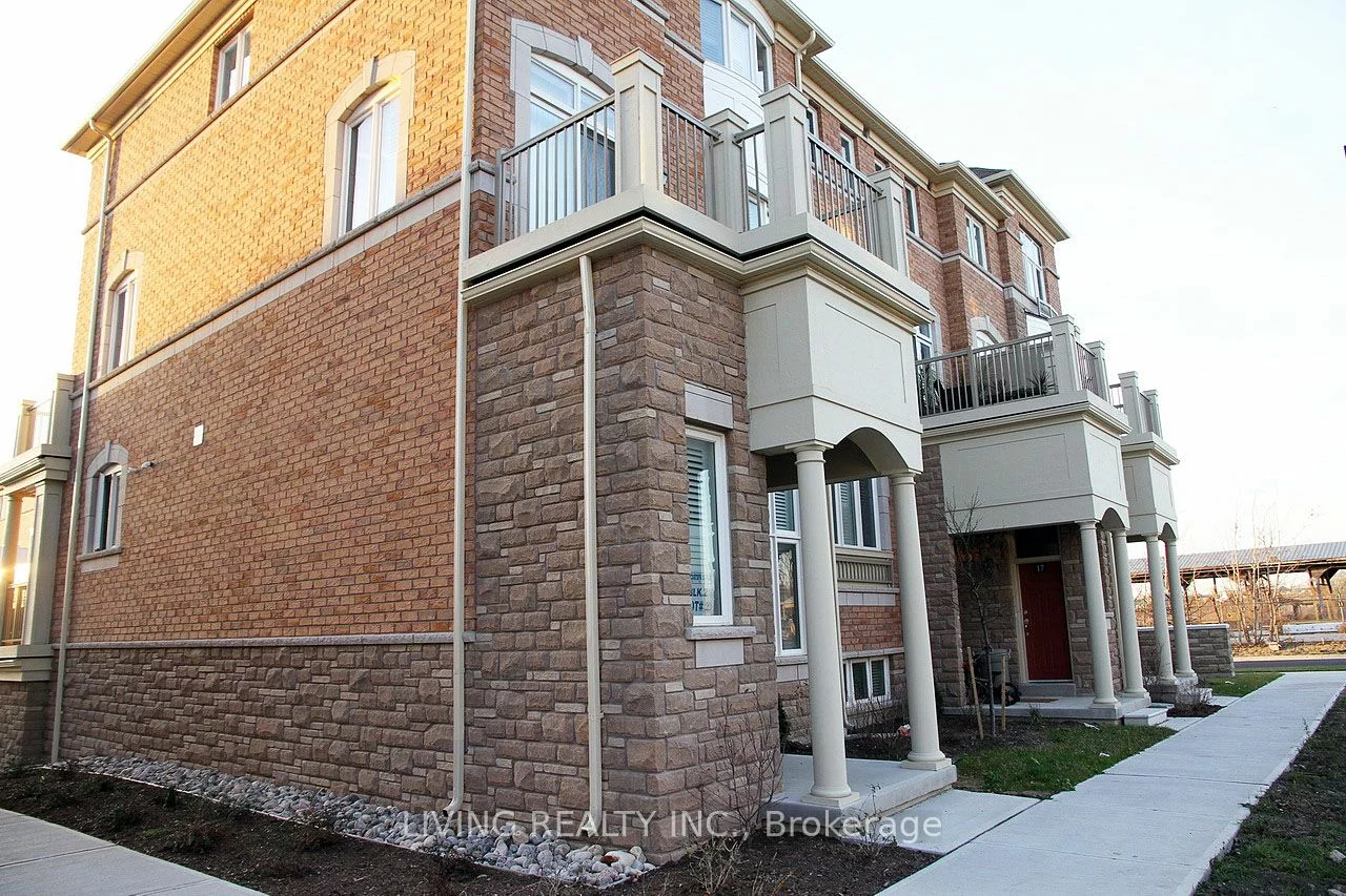 13 Dearie Lane, Markham