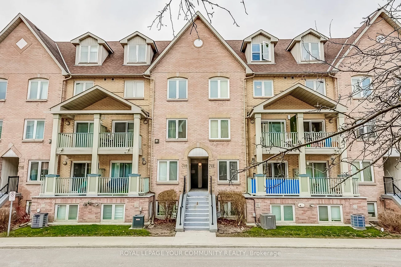 75 Weldrick Rd E, Richmond Hill