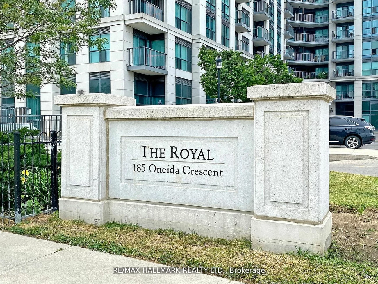 185 Oneida Cres E, Richmond Hill