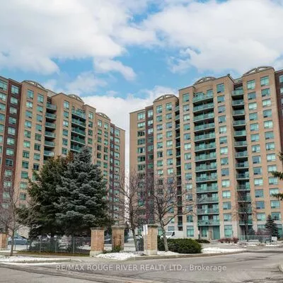 condos, lease, Condo Apt, 11 Oneida Cres, Langstaff, Richmond Hill 
 11 Oneida Cres, Langstaff, Richmond Hill