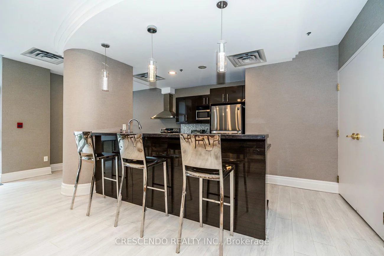 39 Oneida Cres, Richmond Hill