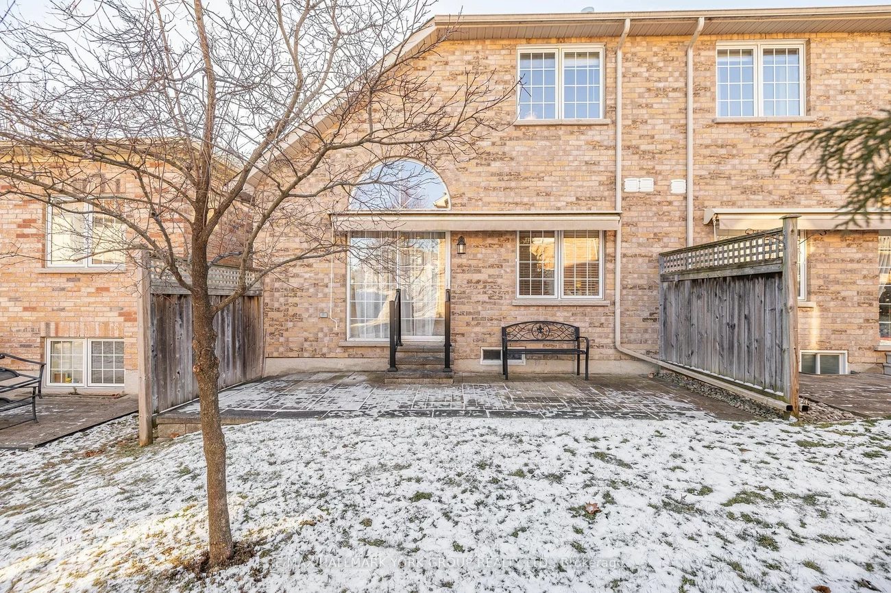 607 Tapestry Lane, Newmarket