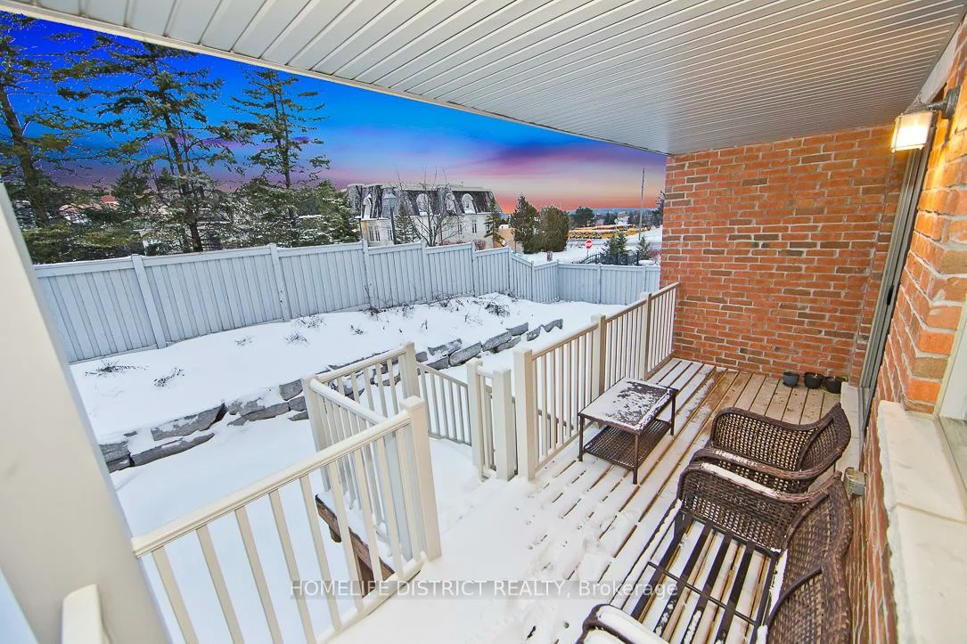 38, Ken Sinclair, Aurora Estates, Aurora