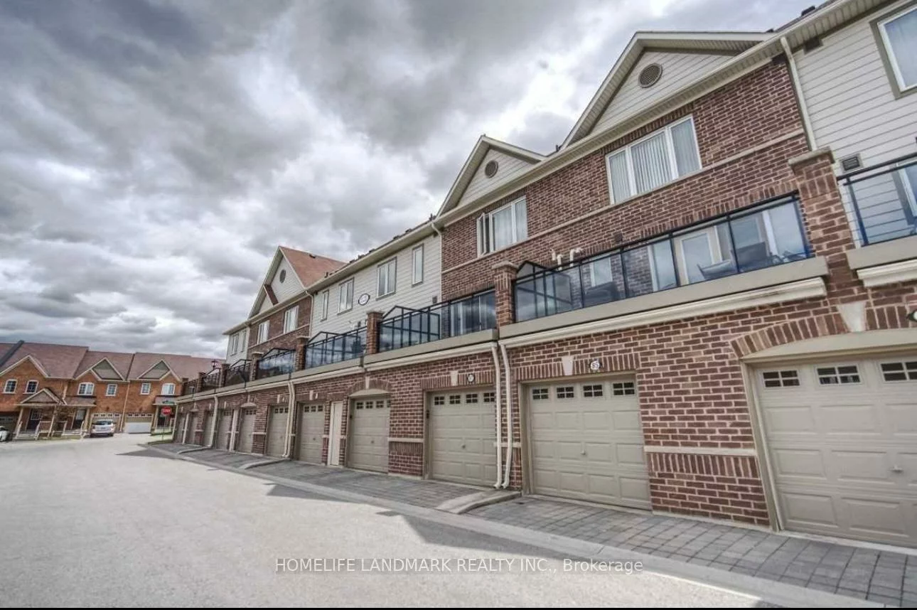 87, Burton Howard, Bayview Northeast, Aurora