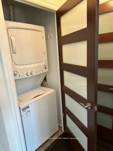 180, John West, Bayview Wellington, Aurora