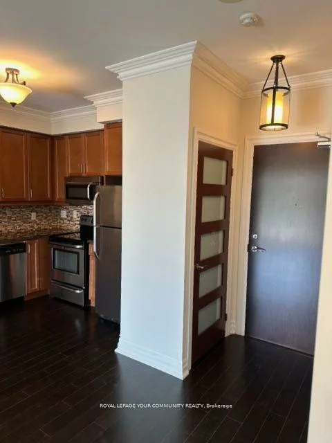 180, John West, Bayview Wellington, Aurora