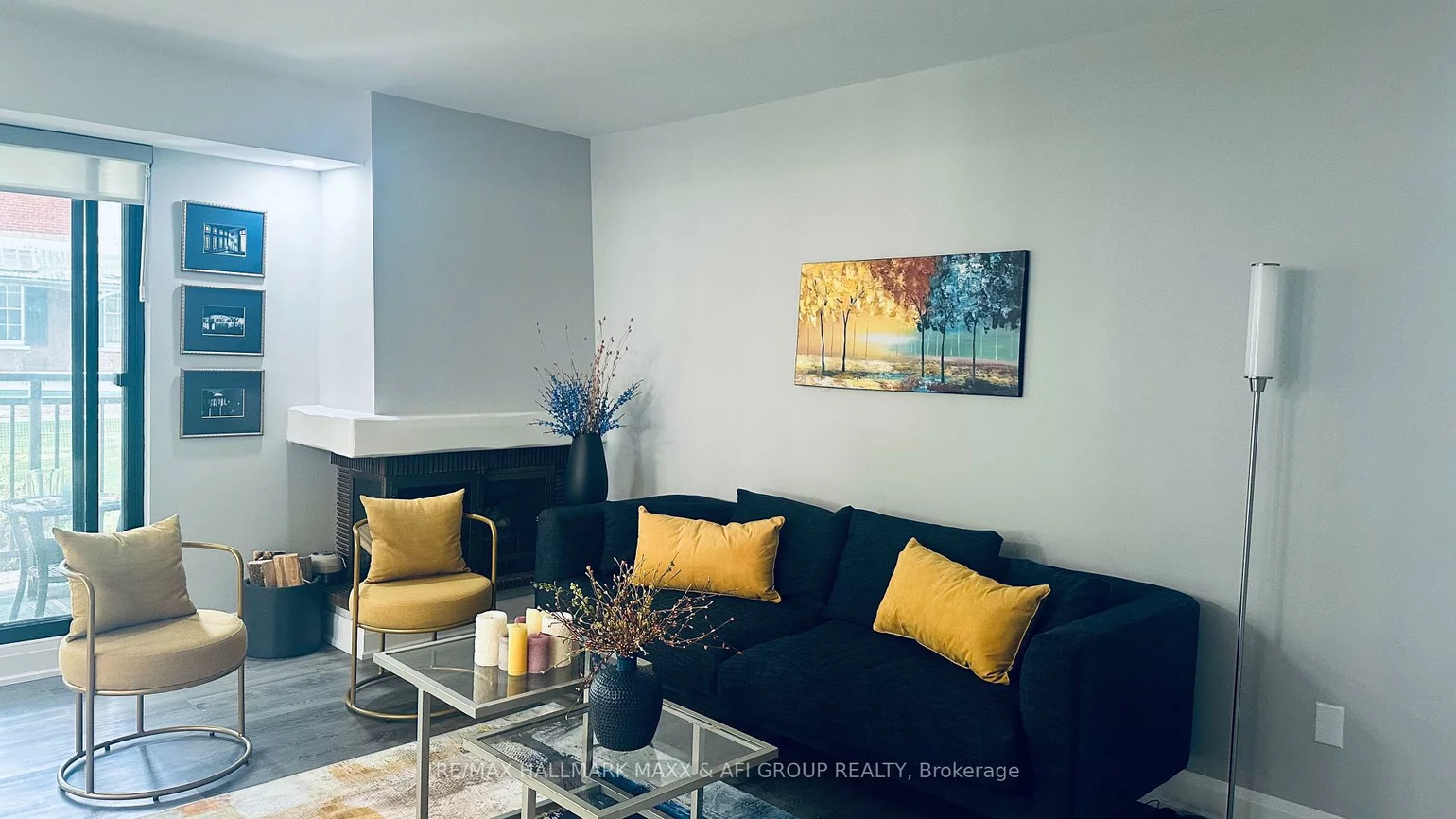 15390, Yonge, Aurora Heights, Aurora