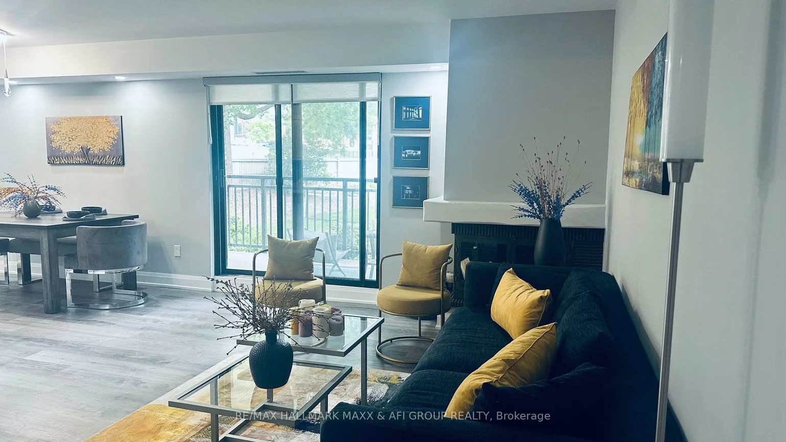 15390, Yonge, Aurora Heights, Aurora