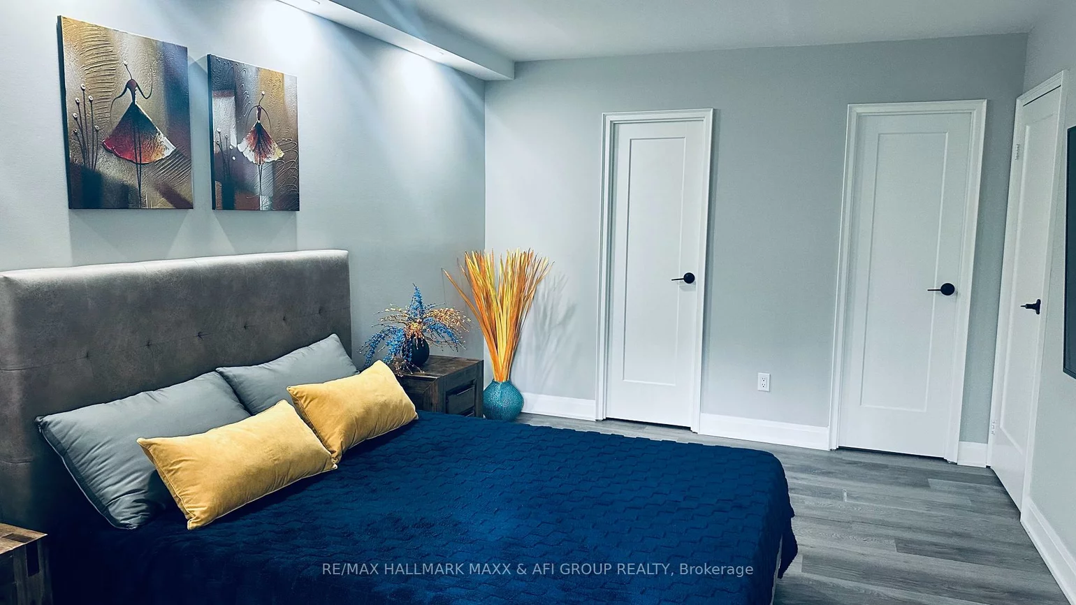 15390, Yonge, Aurora Heights, Aurora