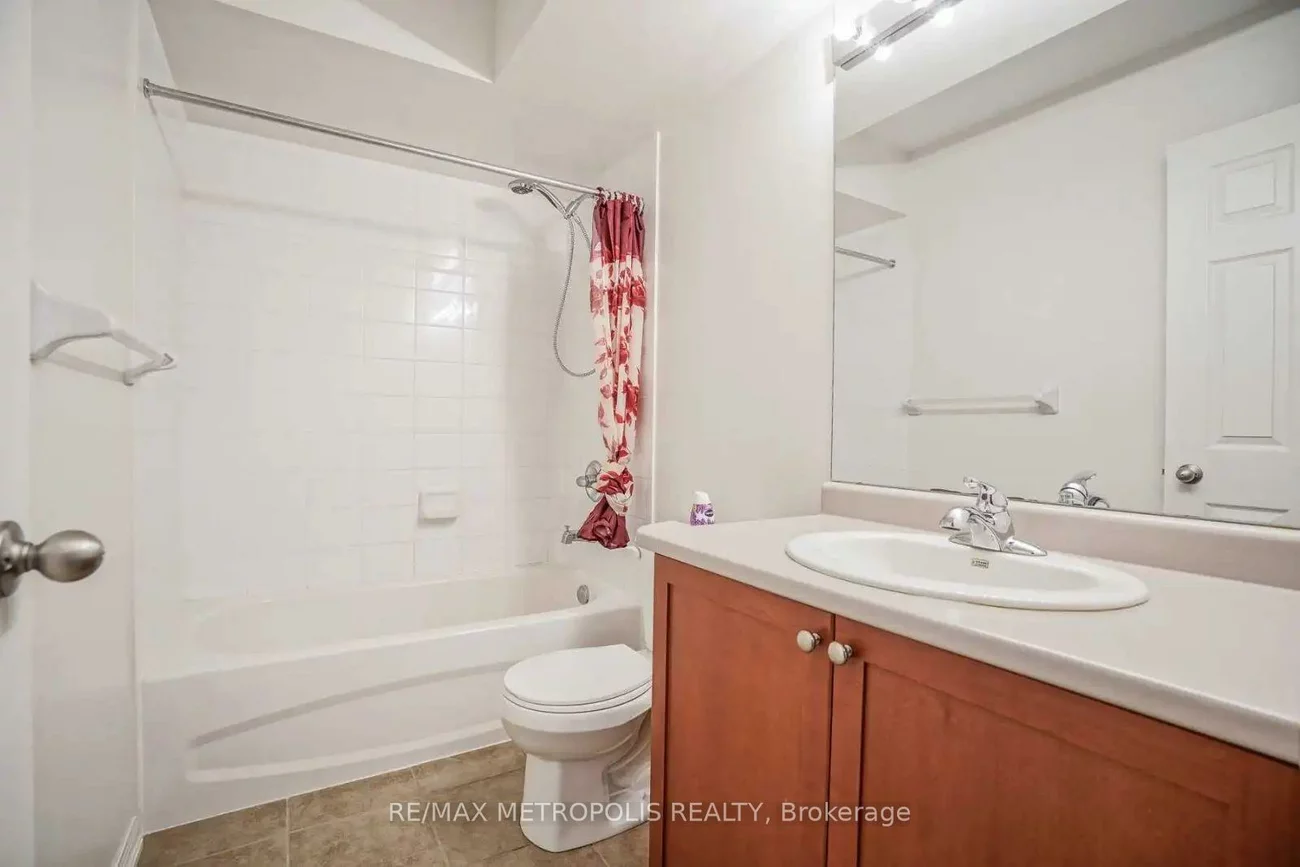 187, Lewis Honey, Bayview Northeast, Aurora