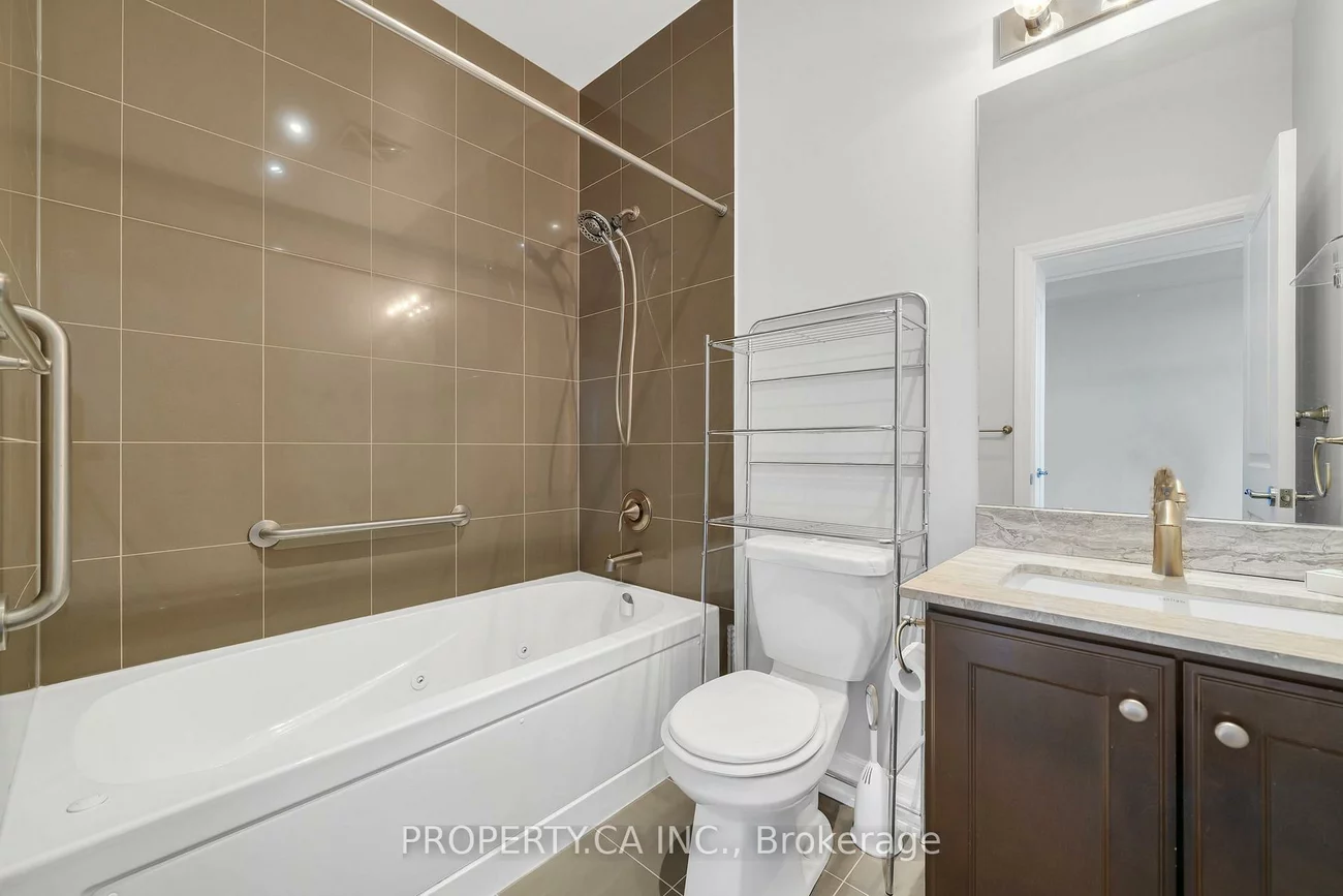 111, Civic Square, Bayview Wellington, Aurora