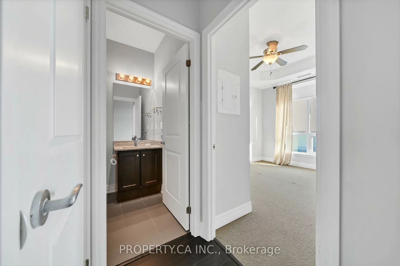 111, Civic Square, Bayview Wellington, Aurora