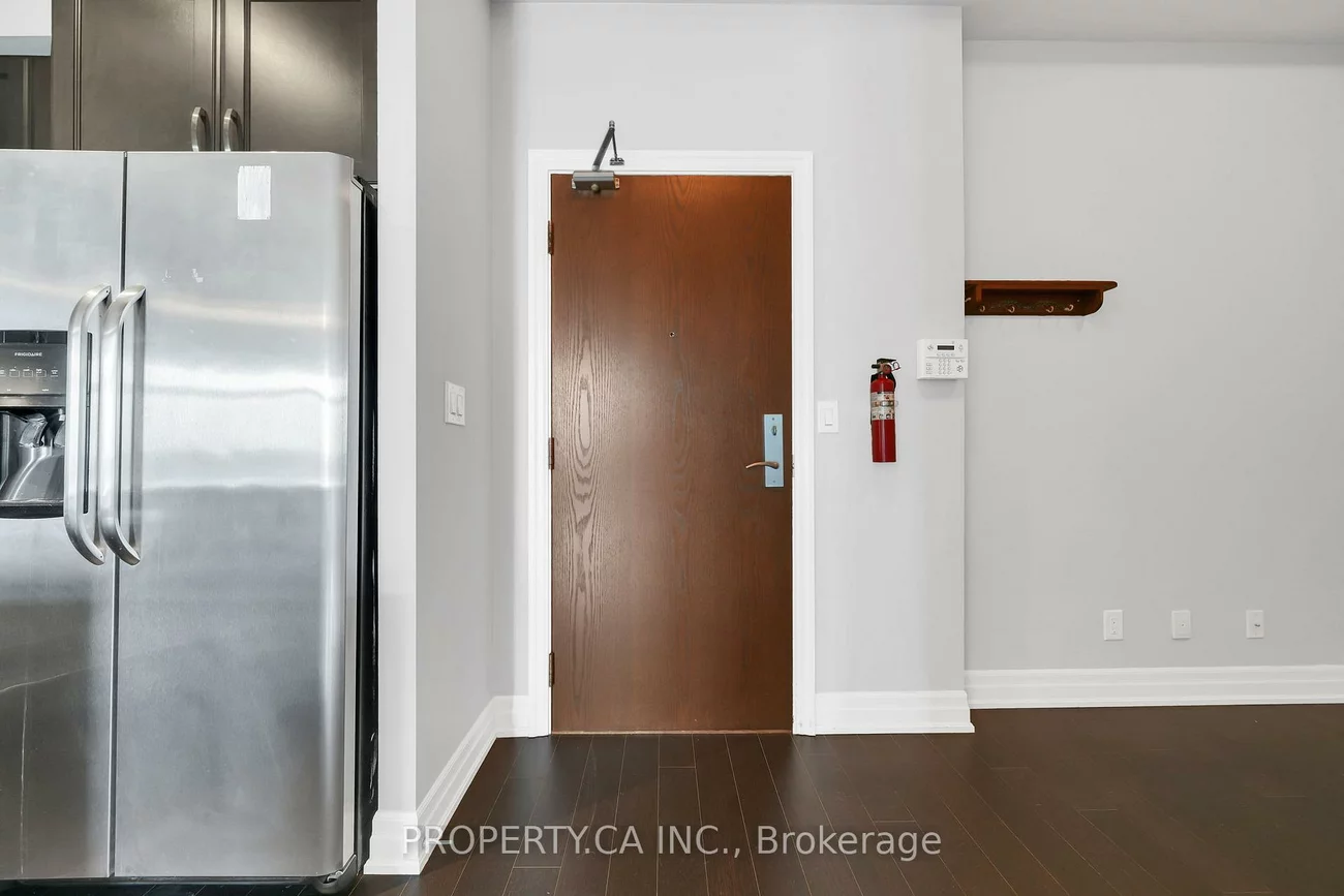 111, Civic Square, Bayview Wellington, Aurora