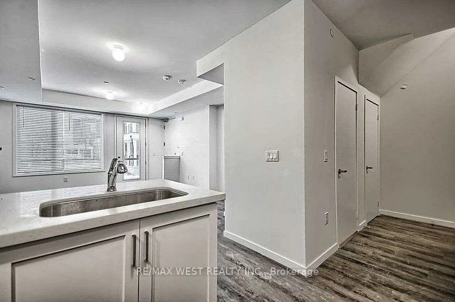 600, Alex Gardner, Aurora Village, Aurora