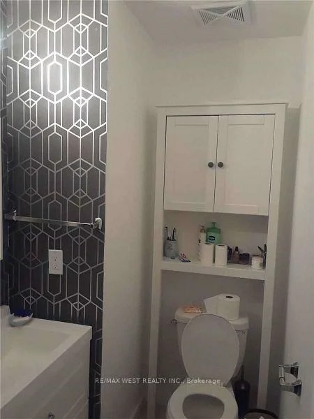 600, Alex Gardner, Aurora Village, Aurora