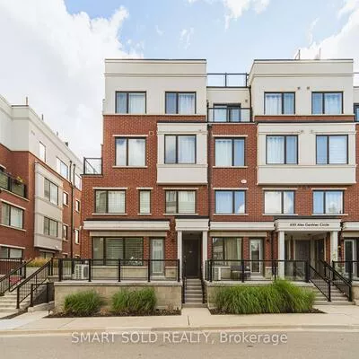 600, Alex Gardner, Aurora Village, Aurora