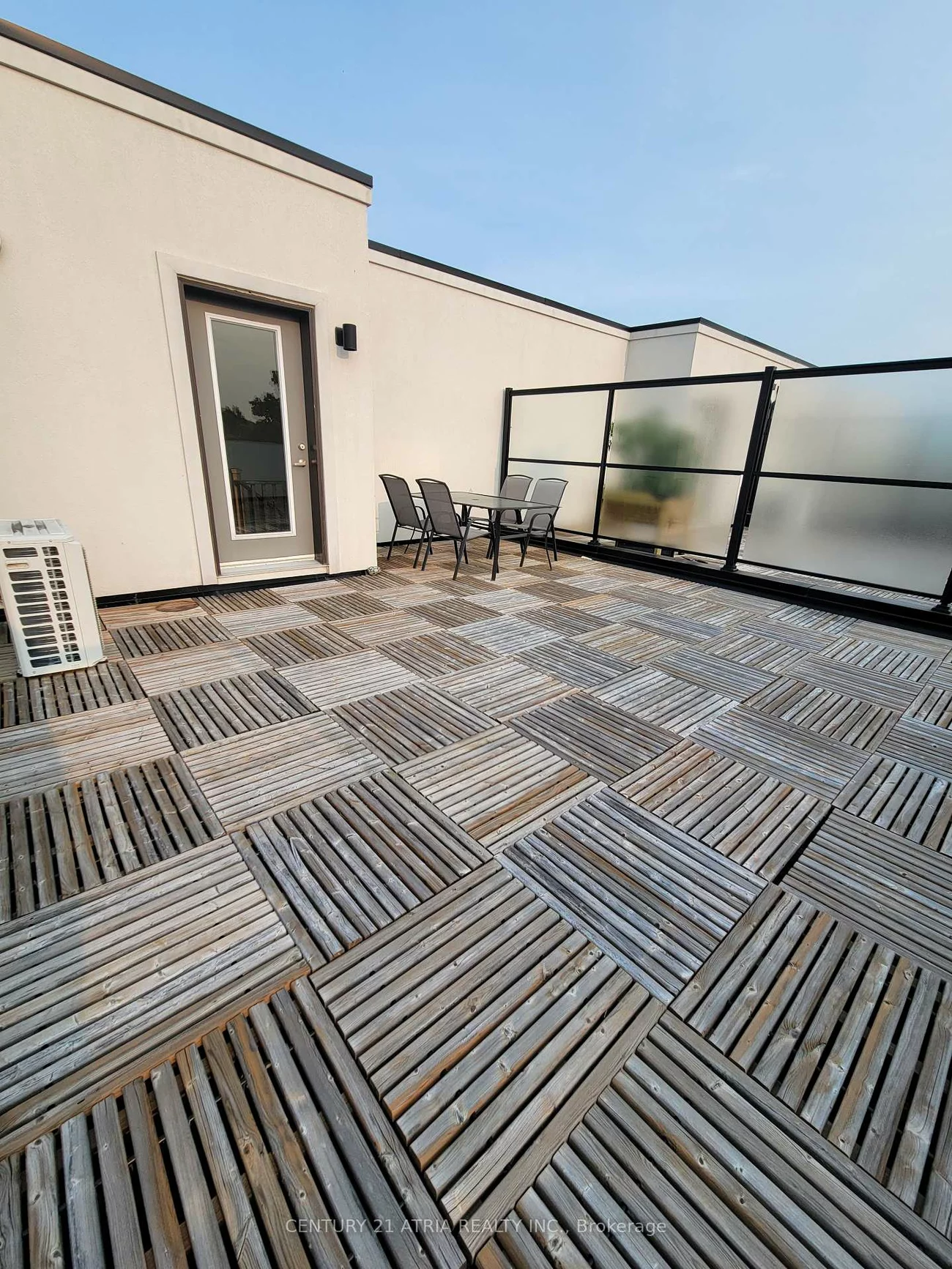 300, Alex Gardner, Aurora Village, Aurora