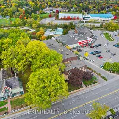 15390, Yonge, Aurora Heights, Aurora