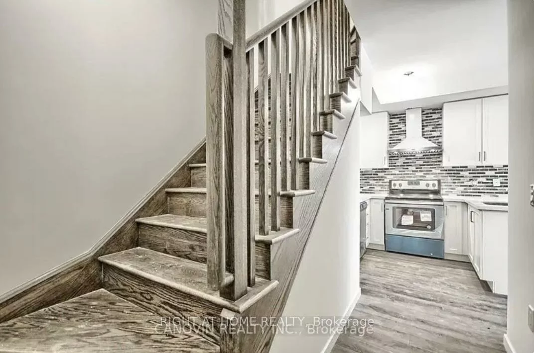 600, Alex Gardner, Aurora Village, Aurora