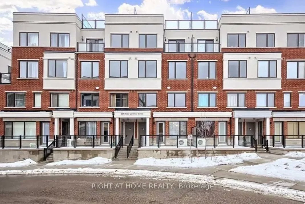 600, Alex Gardner, Aurora Village, Aurora