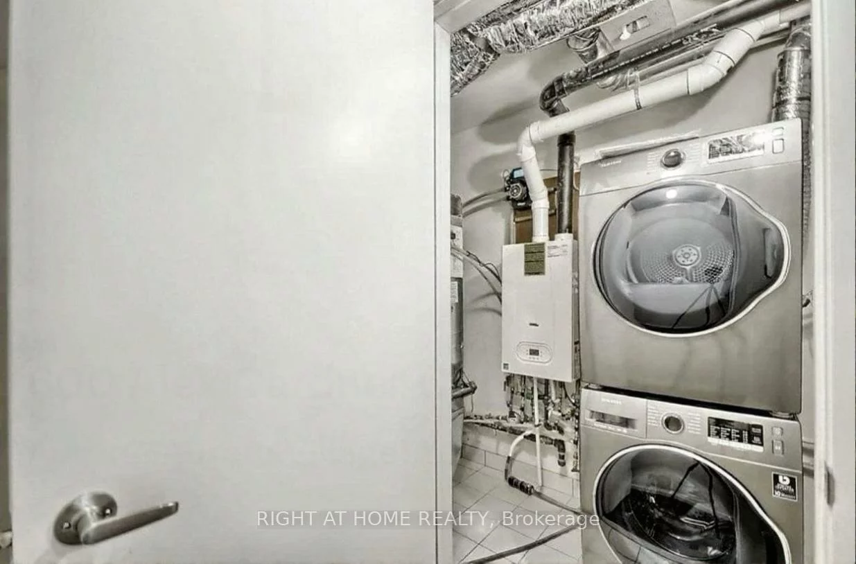 600, Alex Gardner, Aurora Village, Aurora