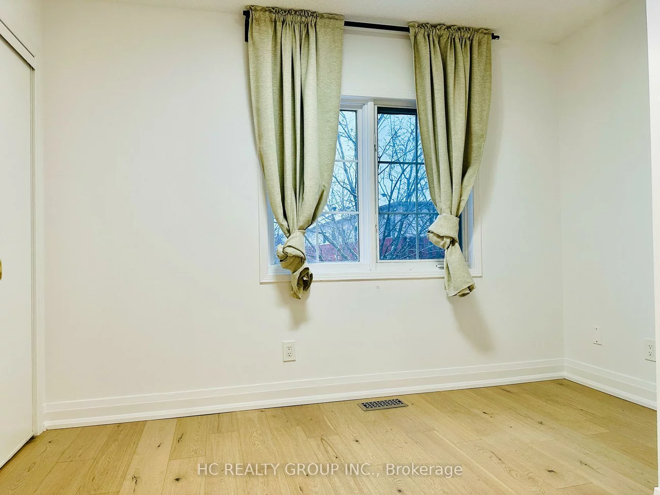 76, Mosaics, Aurora Highlands, Aurora