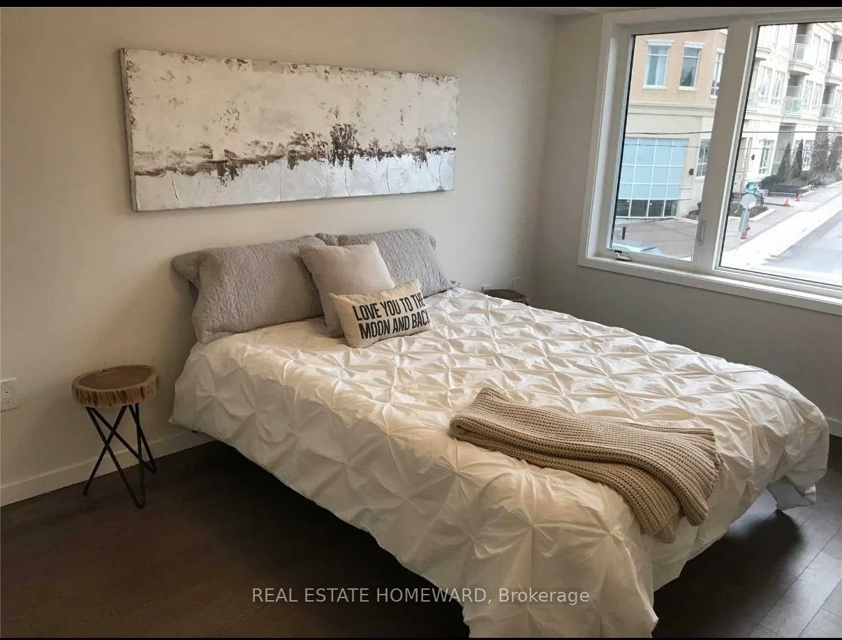 123-600, Alex Gardner, Aurora Village, Aurora