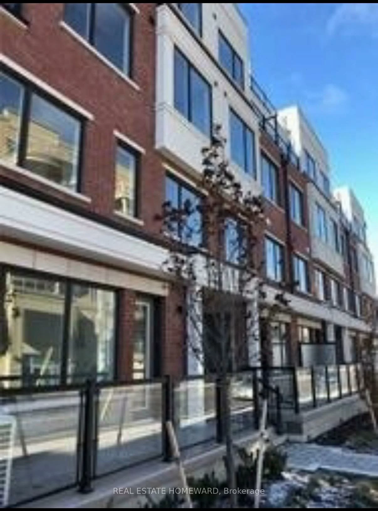 123-600, Alex Gardner, Aurora Village, Aurora