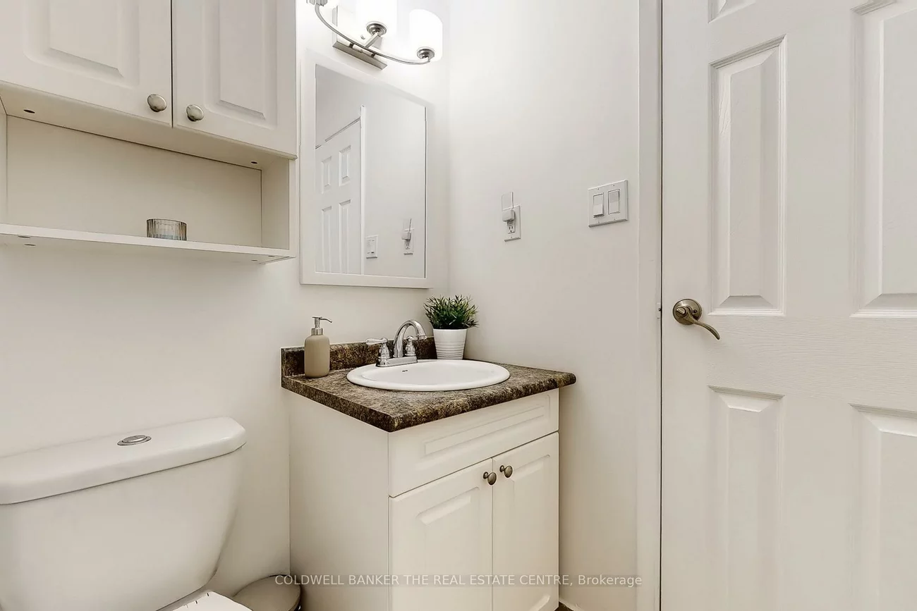 195, Milestone, Aurora Village, Aurora