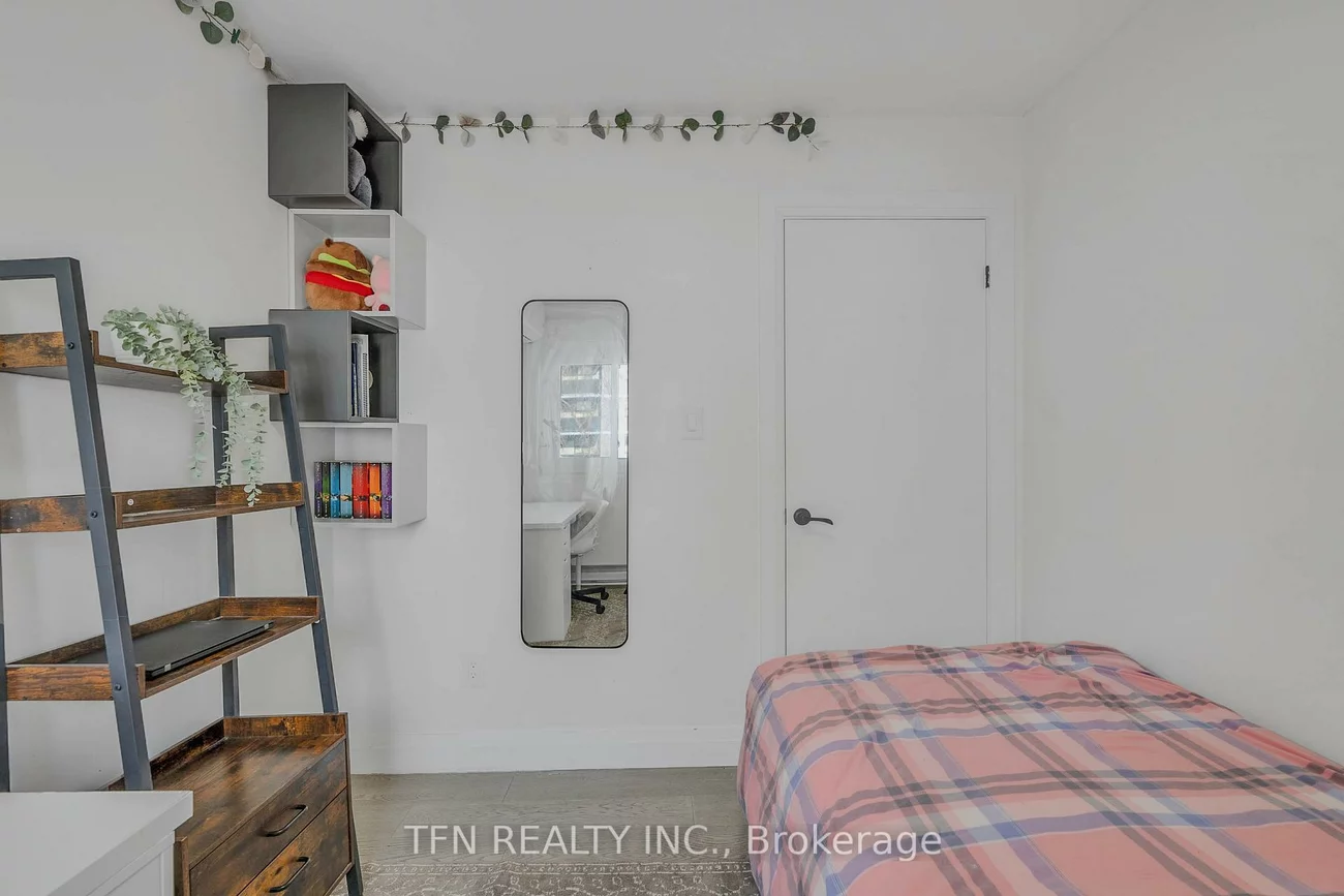 242, Milestone, Aurora Village, Aurora